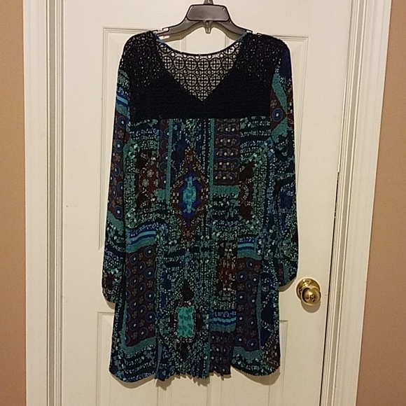 Dress top - Picture 2 of 2